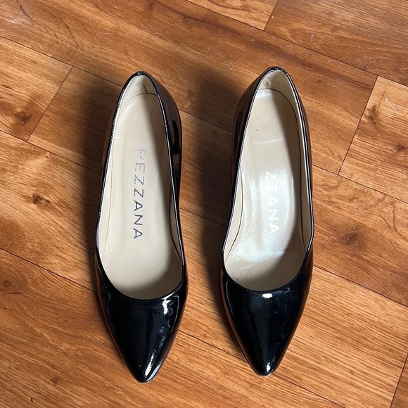 Patent leather black pumps - size IT 38.5 (US 8) - Picture 2 of 6